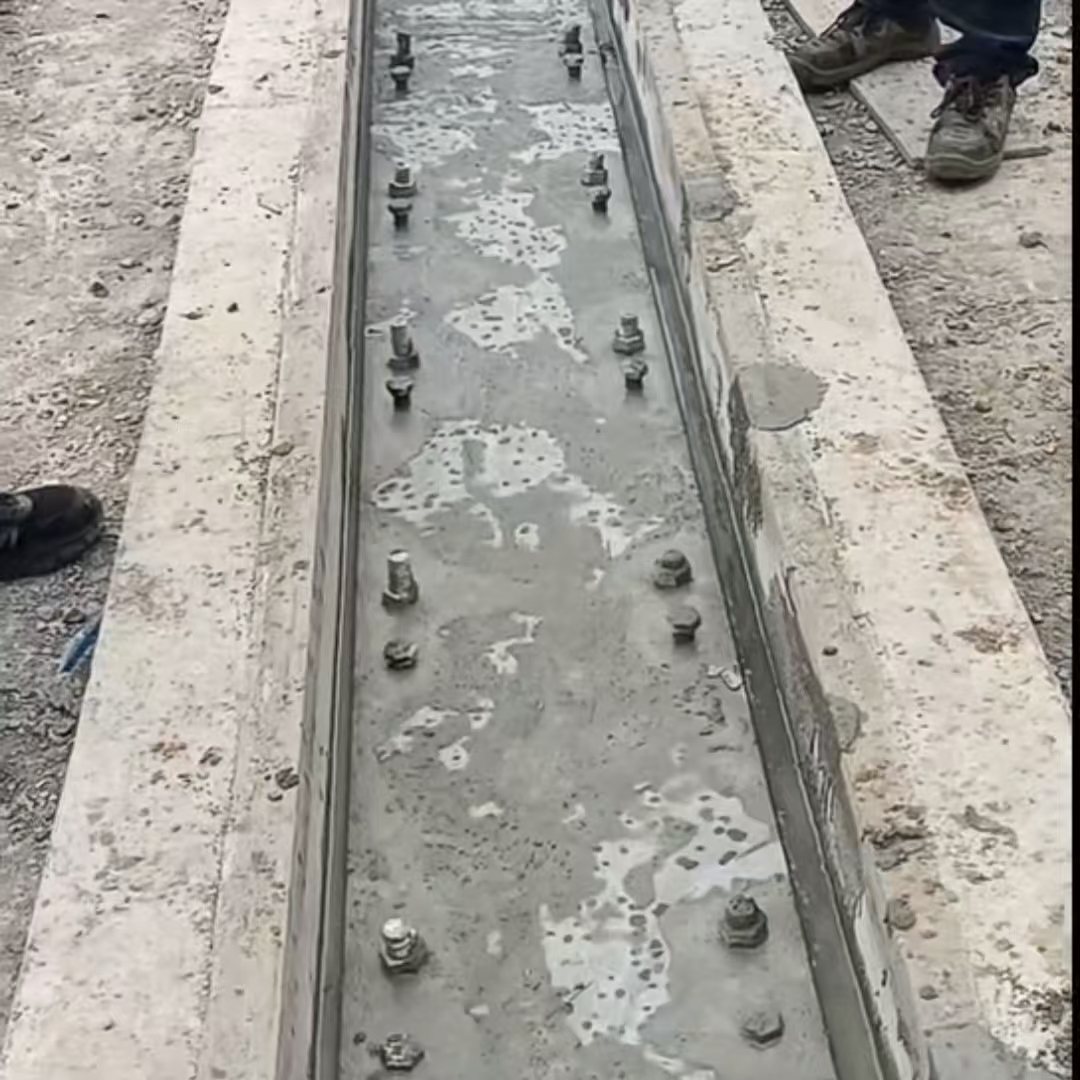 铜梁环氧树脂轨道胶泥是什么？用在哪里？